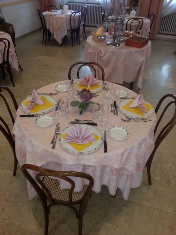 Hotel Valtorta มอนเตกาตินี แตร์เม ภายนอก รูปภาพ